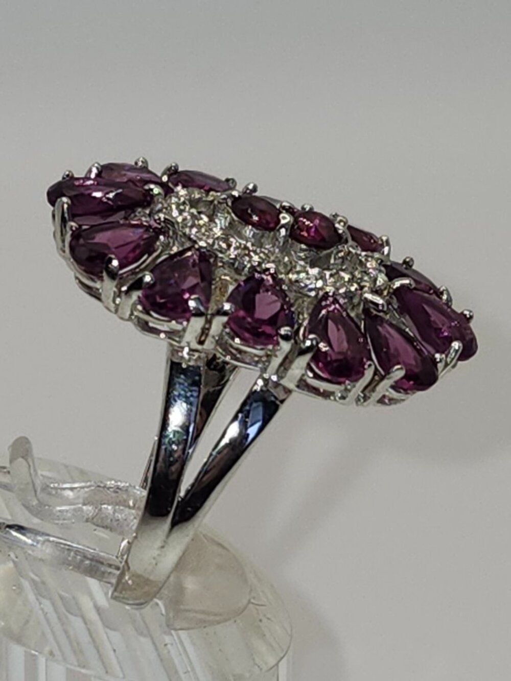 NEW Regal Looking Sterling Silver Natural Garnet/Topaz Floral Design Ring Size 8